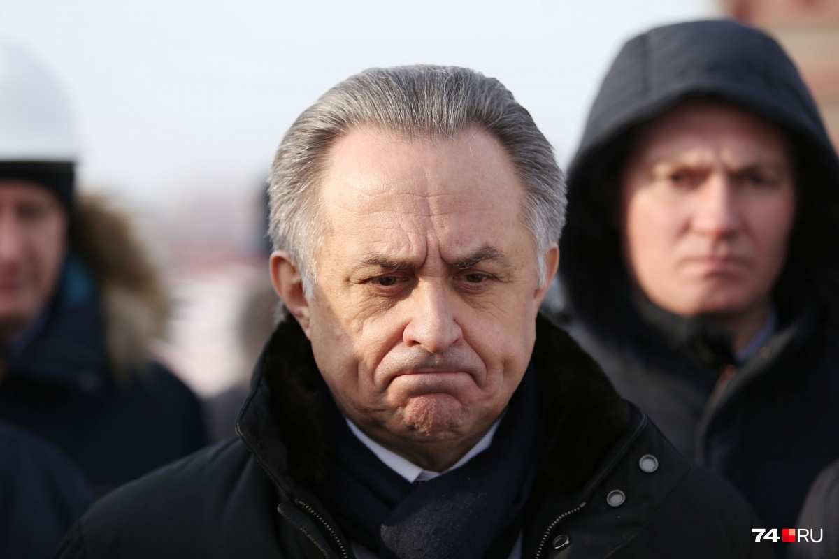 Виталий Мутко крепко задумался, глядя на Челябинск Виталий Мутко крепко задумался, глядя на Челябинск