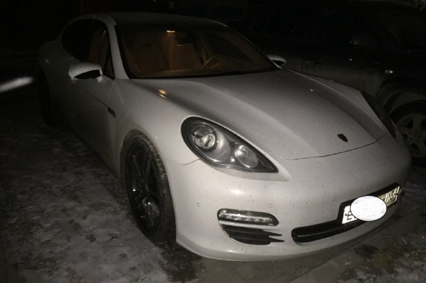 Новосибирец пытался продать Porsche Panamera Новосибирец пытался продать Porsche Panamera