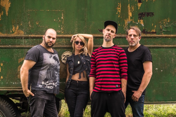 Guano Apes Mumij Troll I Olga Buzova V Volgograde Projdyot Krupnejshij Muzykalnyj Festival V1 Ru Novosti Volgograda