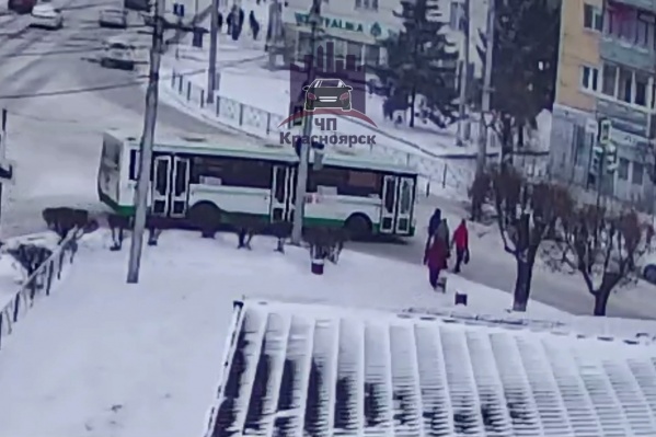 Авария произошла 21 ноября в 13:10 Авария произошла 21 ноября в 13:10 