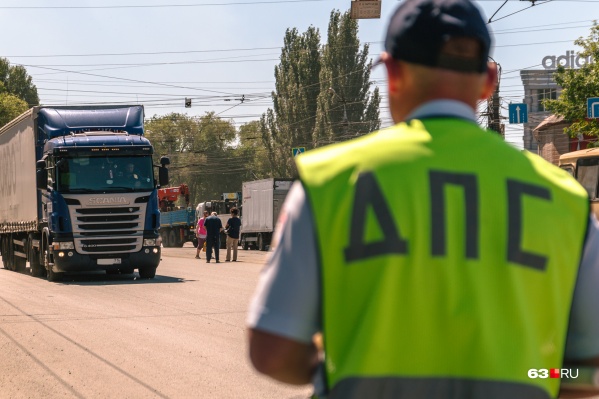 Скоро инспекторы ГИБДД смогут «дать бой» слишком громким автомобилистам и мотоциклистам Скоро инспекторы ГИБДД смогут «дать бой» слишком громким автомобилистам и мотоциклистам