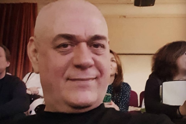 На место происшествия приехали сотрудники полиции На место происшествия приехали сотрудники полиции