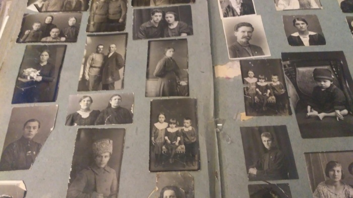 Большинство фотографий 20-х и 30-х годов прошлого века, но есть еще со времен революции Большинство фотографий 20-х и 30-х годов прошлого века, но есть еще со времен революции