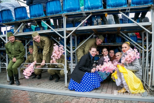 Кадры с празднования Дня Победы в Красноярске в 2017 году Кадры с празднования Дня Победы в Красноярске в 2017 году