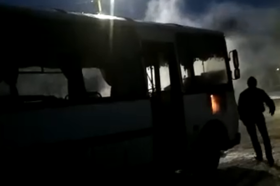 В Ярославской области на ходу загорелся автобус с пассажирами В Ярославской области на ходу загорелся автобус с пассажирами
