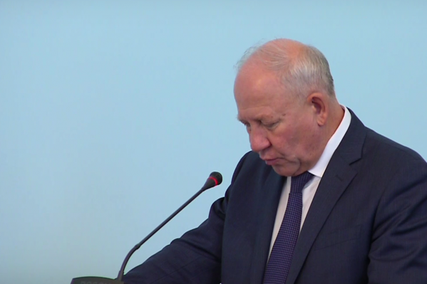 Олег Климов отчитался в новой должности — вице-губернатора-министра Олег Климов отчитался в новой должности — вице-губернатора-министра