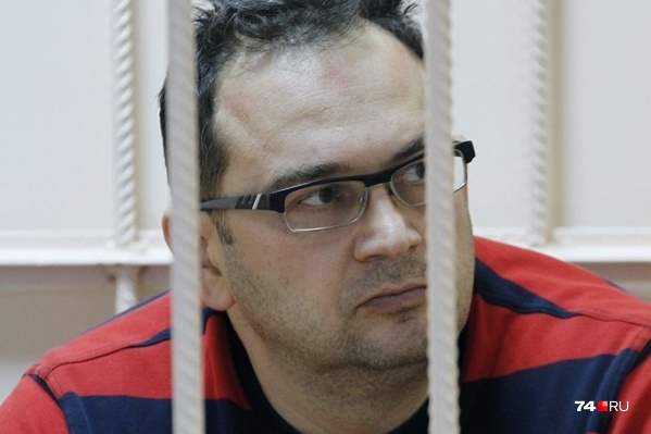 Павел Абрамов получил два срока — за махинации с имуществом, злоупотребление полномочиями и отмывание денег Павел Абрамов получил два срока — за махинации с имуществом, злоупотребление полномочиями и отмывание денег