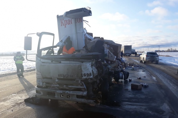 Водитель ISUZU получил травмы, несовместимые с жизнью Водитель ISUZU получил травмы, несовместимые с жизнью