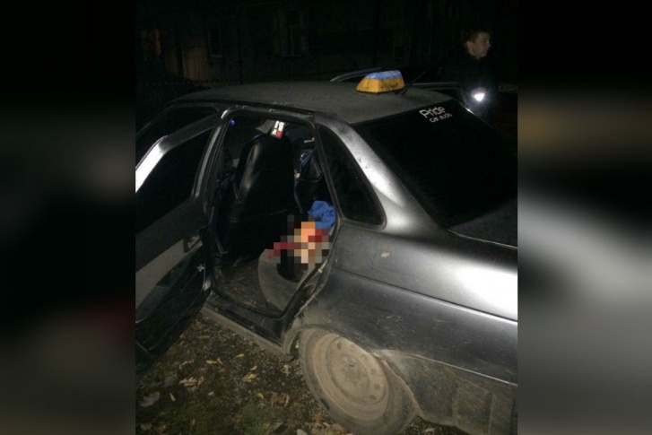 С мужчиной поквитались прямо возле его дома С мужчиной поквитались прямо возле его дома