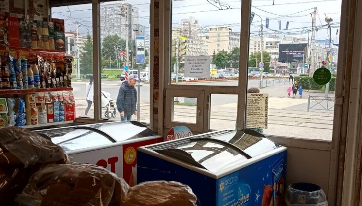 Сбежавшего пациента нашли прохожие на улице Попова в Перми Сбежавшего пациента нашли прохожие на улице Попова в Перми