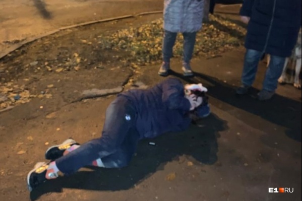 Водитель после ДТП валялся на земле. Интересно, что покажет экспертиза? Водитель после ДТП валялся на земле. Интересно, что покажет экспертиза? 