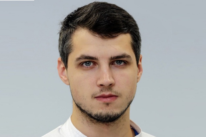 Игорь Михеенко — аспирант в клинике Мешалкина, сейчас он занимается исследованием, которое поможет кардиологам Игорь Михеенко — аспирант в клинике Мешалкина, сейчас он занимается исследованием, которое поможет кардиологам