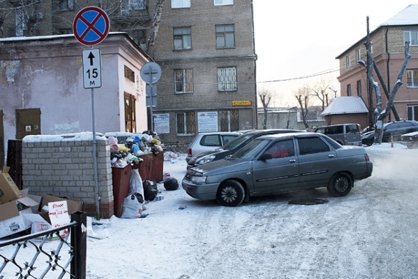 В Кургане управляющая компания ищет новые фирмы для вывоза ТБО из 380 домов В Кургане управляющая компания ищет новые фирмы для вывоза ТБО из 380 домов