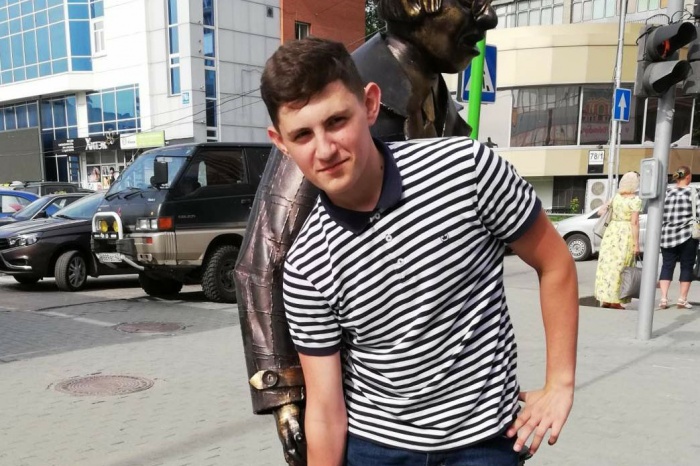 Дмитрий Абрамов должен был пойти в десятый класс Дмитрий Абрамов должен был пойти в десятый класс