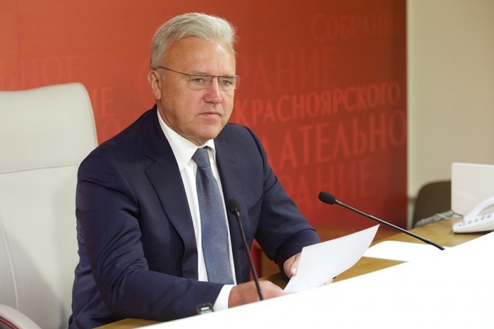 Полпред президента в СФО представил Усса в качестве врио губернатора Красноярского края Полпред президента в СФО представил Усса в качестве врио губернатора Красноярского края