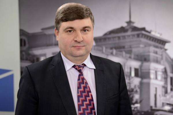 Владимир Стрельцов, по данным прокуратуры, скрыл от налоговой 17 миллионов рублей. Теперь ему придётся заплатить 300 тысяч Владимир Стрельцов, по данным прокуратуры, скрыл от налоговой 17 миллионов рублей. Теперь ему придётся заплатить 300 тысяч