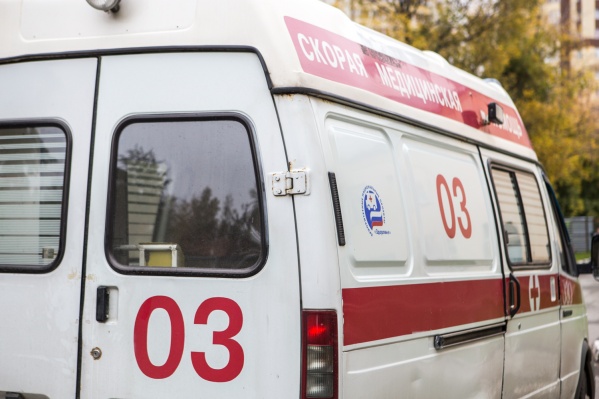 На улице Гоголя микроавтобус врезался в скорую помощь<br> На улице Гоголя микроавтобус врезался в скорую помощь<br>