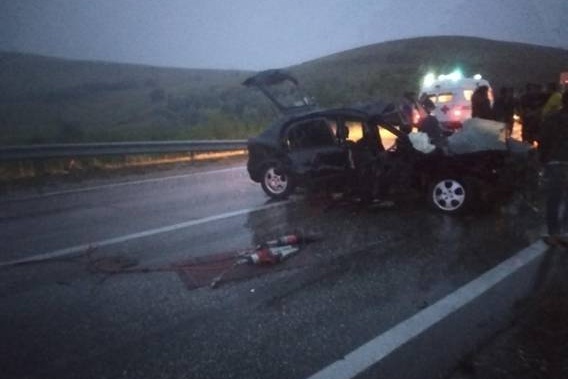 Удар был очень сильный: автомобили смяло Удар был очень сильный: автомобили смяло