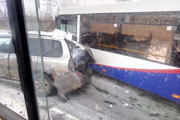 Два автобуса 78-го маршрута угодили в ДТП в одном месте с разницей в несколько минут Два автобуса 78-го маршрута угодили в ДТП в одном месте с разницей в несколько минут