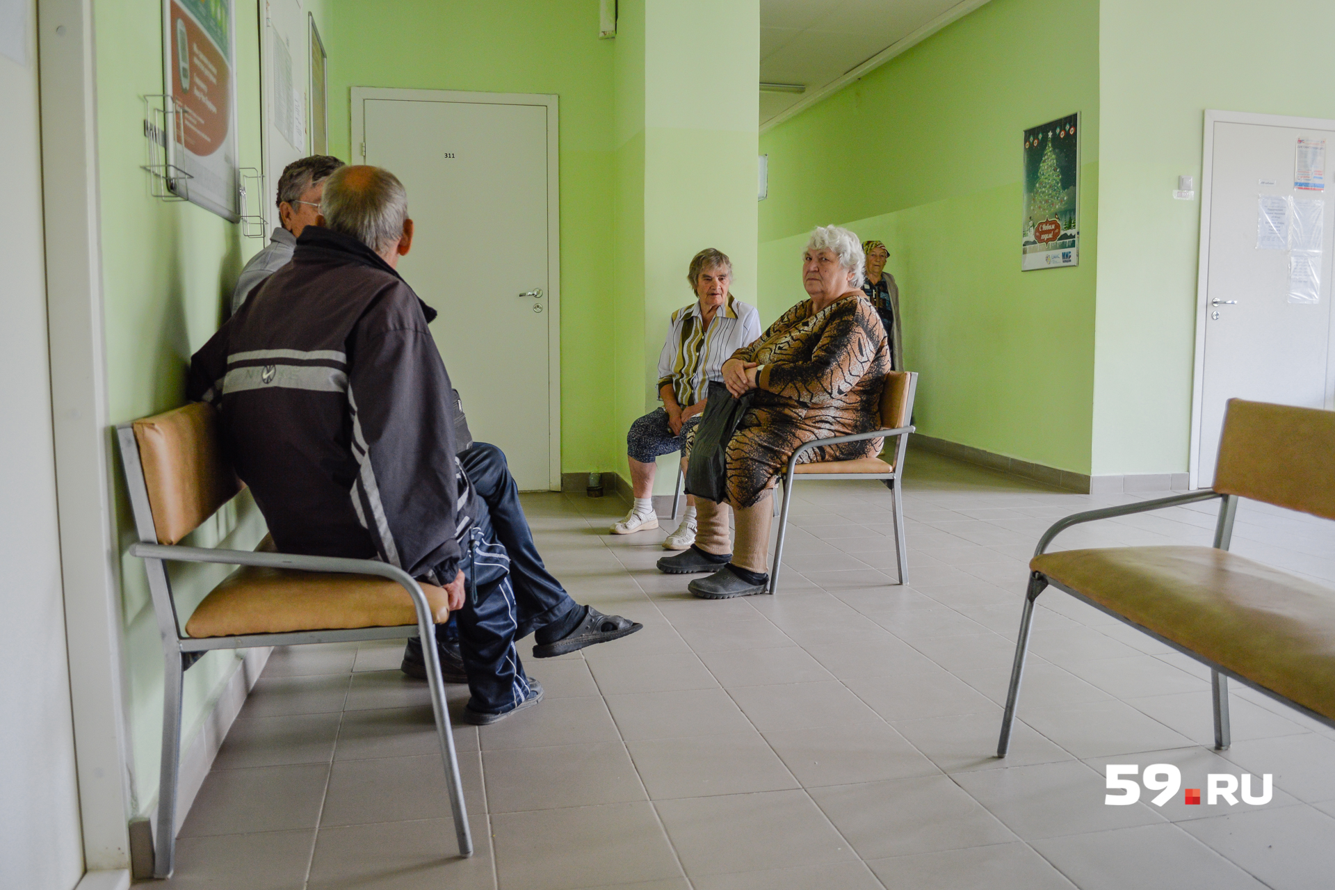 Очереди в кабинеты врачей не большие Очереди в кабинеты врачей не большие