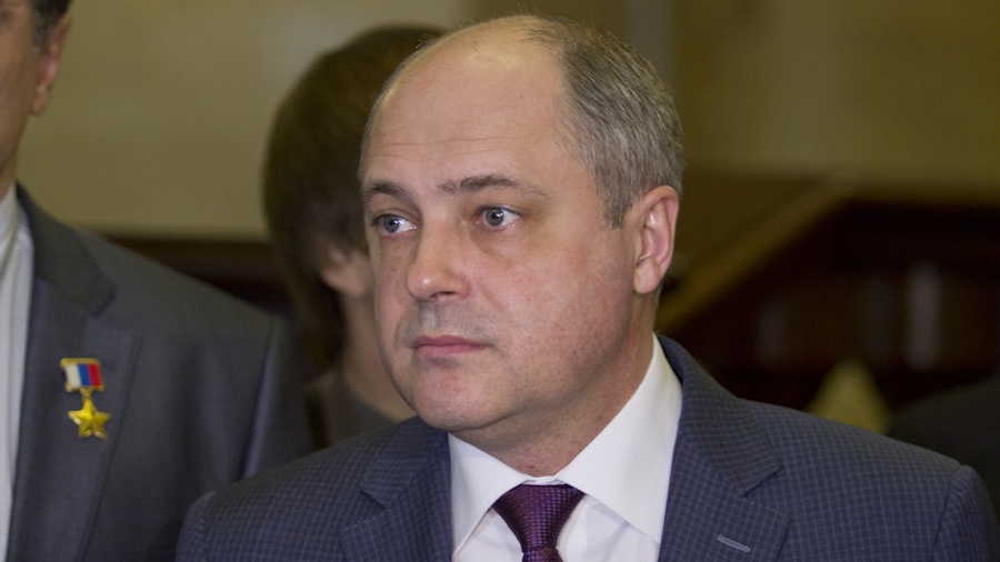 Раньше Андрей Ксензов работал советником главы госкомитета дорожного хозяйства в Крыму Раньше Андрей Ксензов работал советником главы госкомитета дорожного хозяйства в Крыму