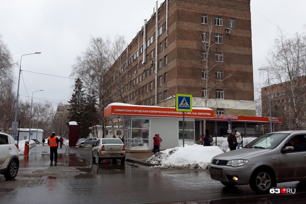 Пострадавших доставили в ожоговый центр больницы имени Пирогова<br> Пострадавших доставили в ожоговый центр больницы имени Пирогова<br>