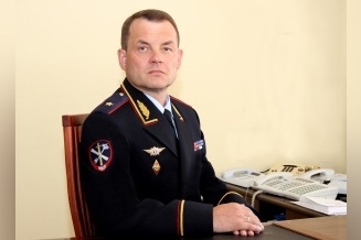 В июне 2013 года Александр Кузнецов указом президента был удостоен специального звания генерал-майор внутренней службы В июне 2013 года Александр Кузнецов указом президента был удостоен специального звания генерал-майор внутренней службы