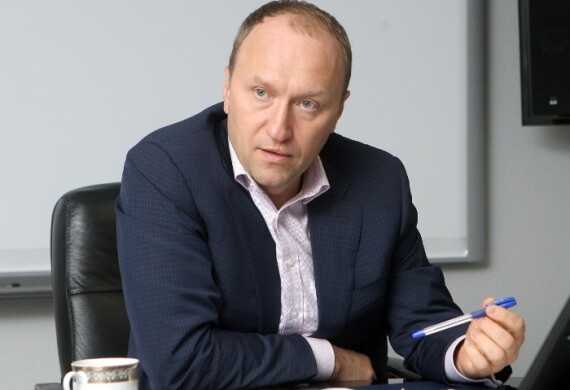 Формирование нового правительства обернулось повышением и для уроженца Тюмени Андрея Бочкарева. Он займет освободившуюся после назначения вице-премьером Марата Хуснуллина должность. Сможете догадаться какую?