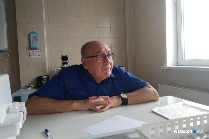 Борис Замощик больше 50 лет работает в онкодиспансере Красноярска Борис Замощик больше 50 лет работает в онкодиспансере Красноярска