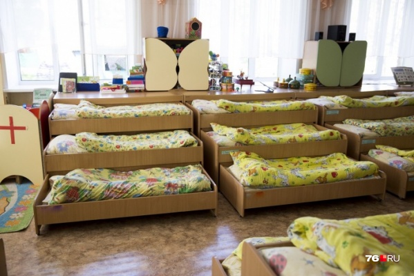 По закону нельзя будет шуметь с 13 до 15 часов в будни По закону нельзя будет шуметь с 13 до 15 часов в будни 