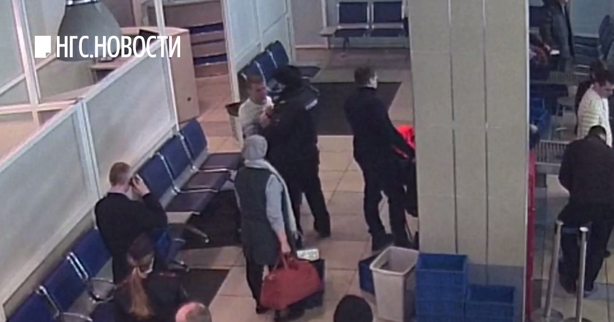 на шверника 9 задержали живодера. рен тв сергиев посад массовая драка. дебошир в самолете. дебоширы новосибирск. драка с полицейскими задержан.