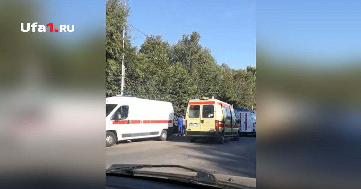 Серьёзное ДТП в Башкирии: водитель отечественной легковушки влетел в КАМАЗ, Уфа Серьёзное ДТП в Башкирии: водитель отечественной легковушки влетел в КАМАЗ, Уфа