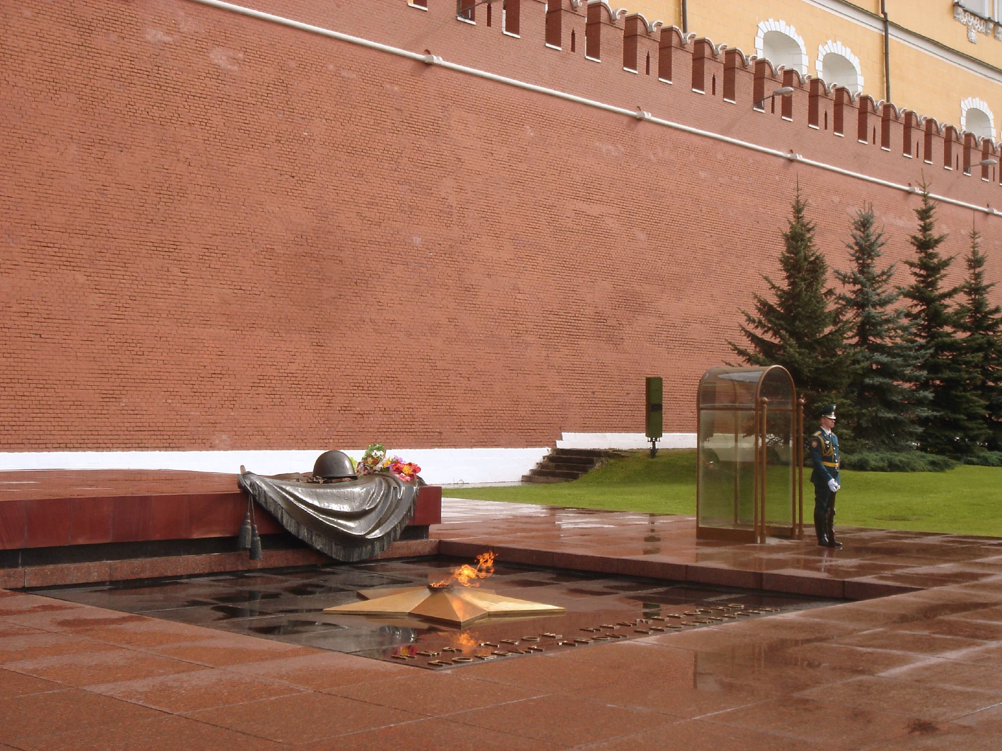 Мемориал могила неизвестного солдата в Москве