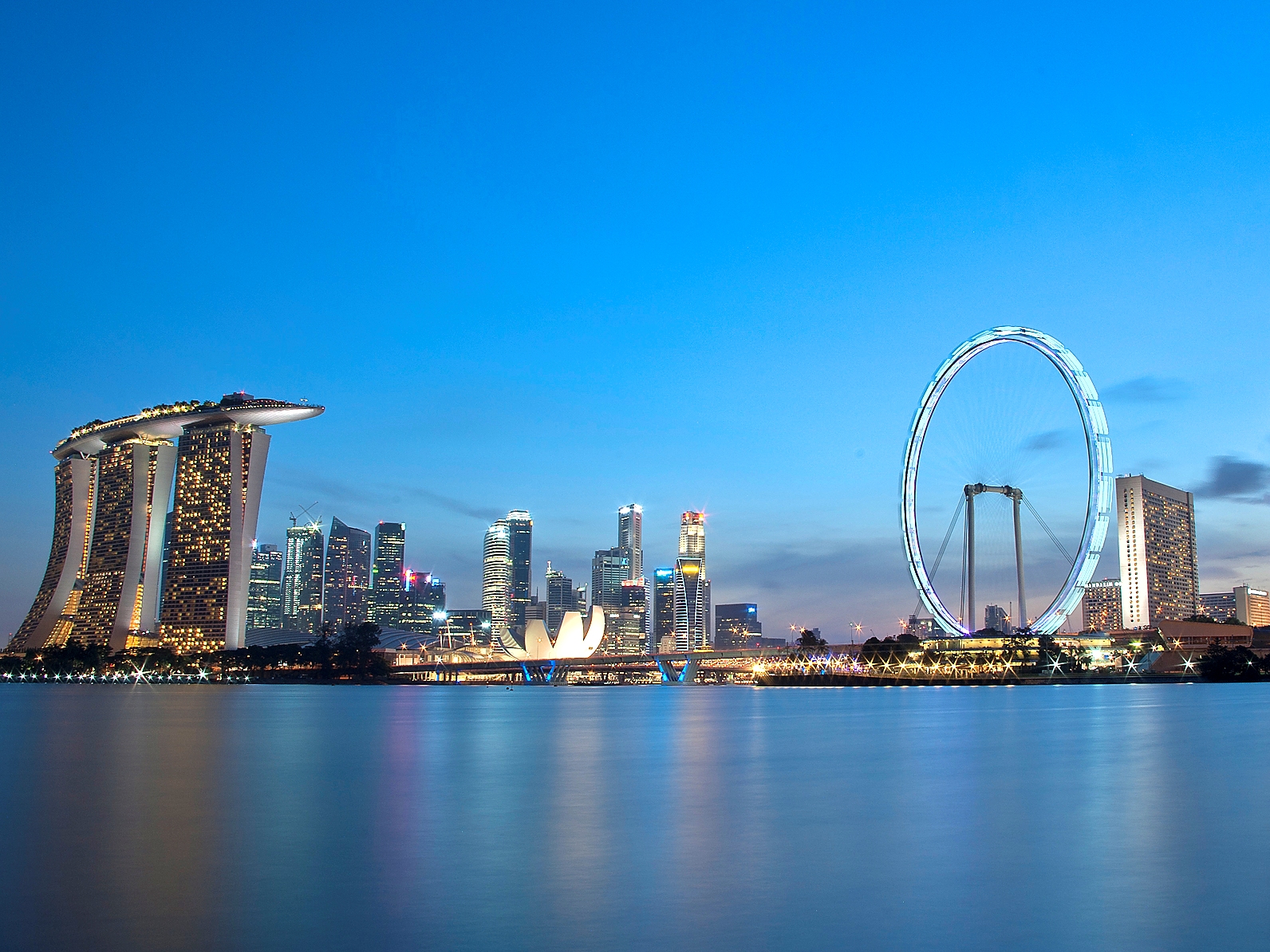 Колесо обозрения в Сингапуре бесплатно